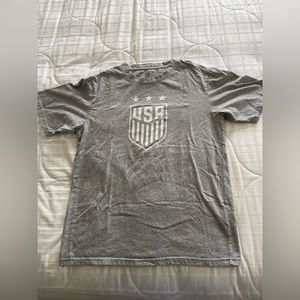 USA Soccer Tshirt, Women’s size medium, Gray, Barely worn